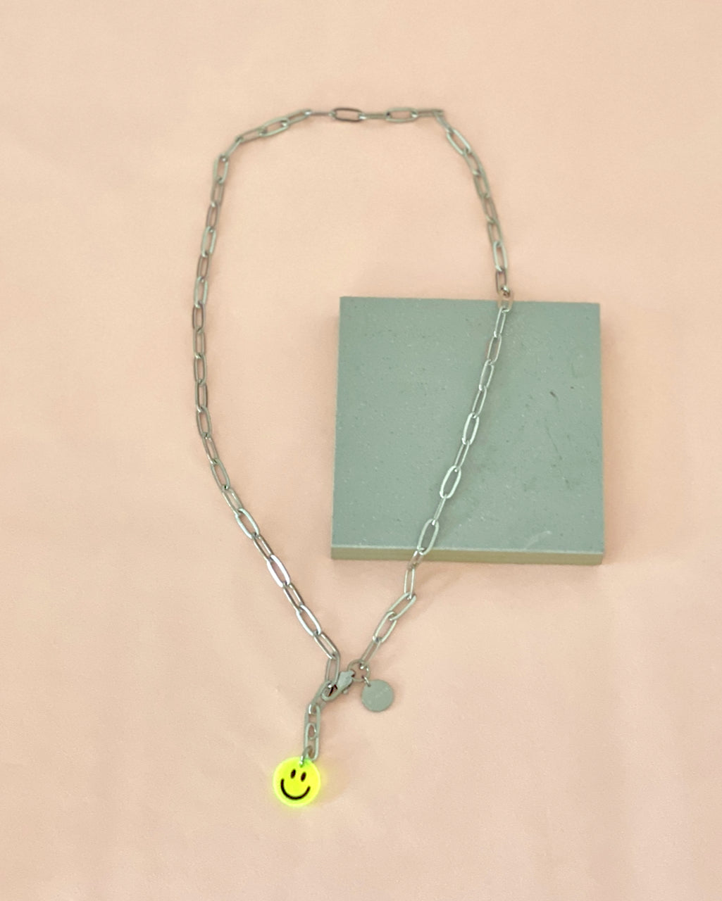 SOHO SMILEY CHAIN YELLOW SILVER