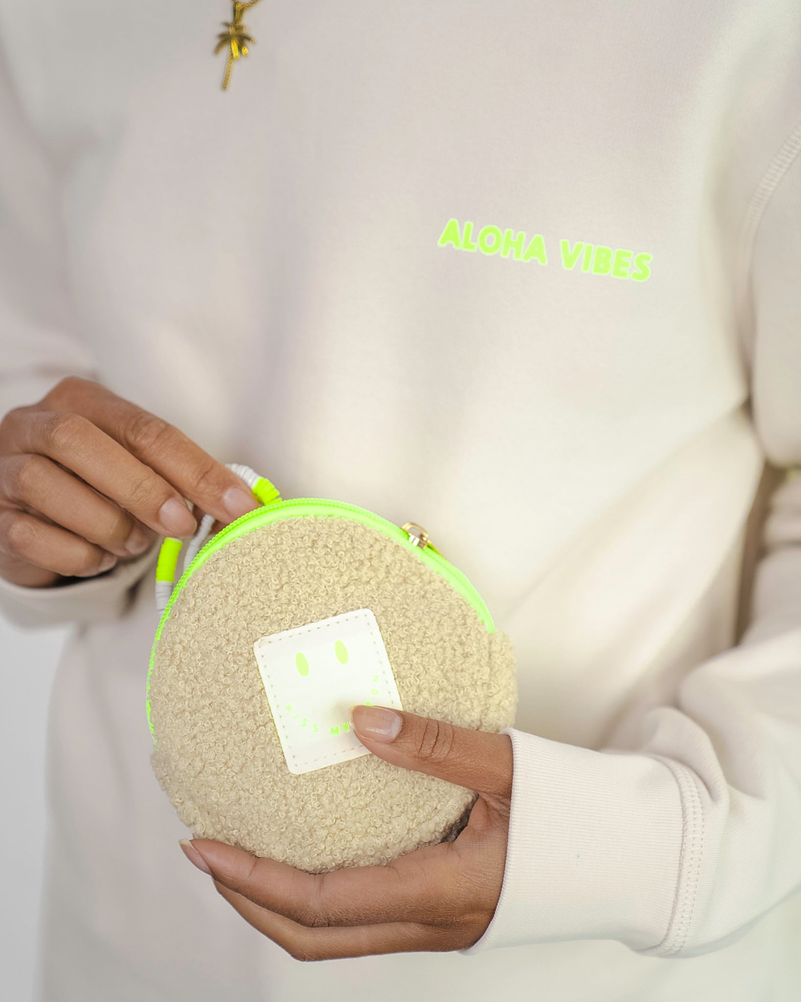ALOHA VIBES Sweater
