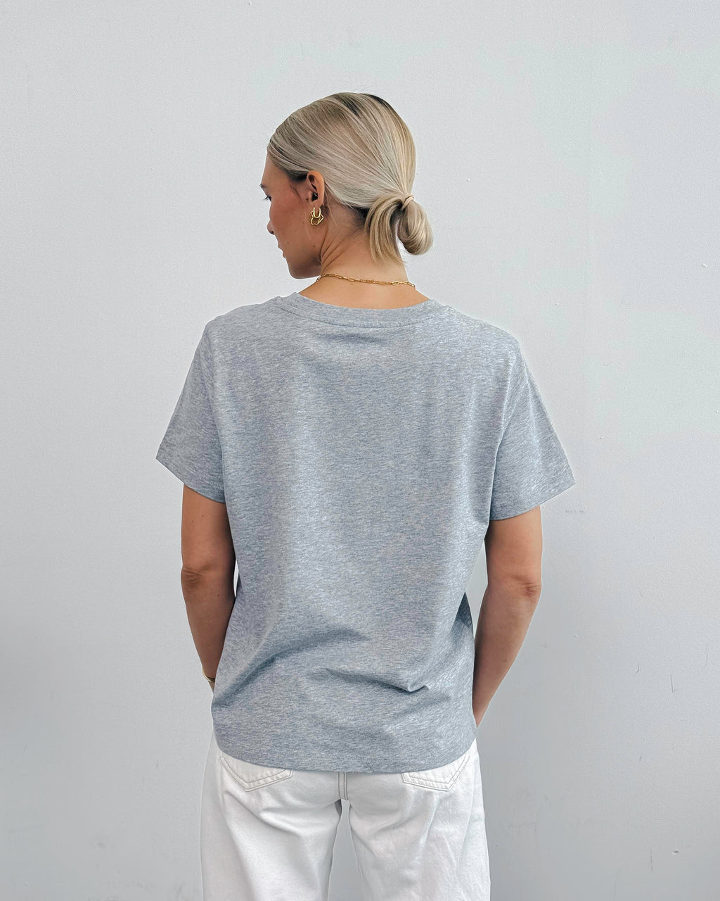 ALOHA VIBES STITCH T-Shirt