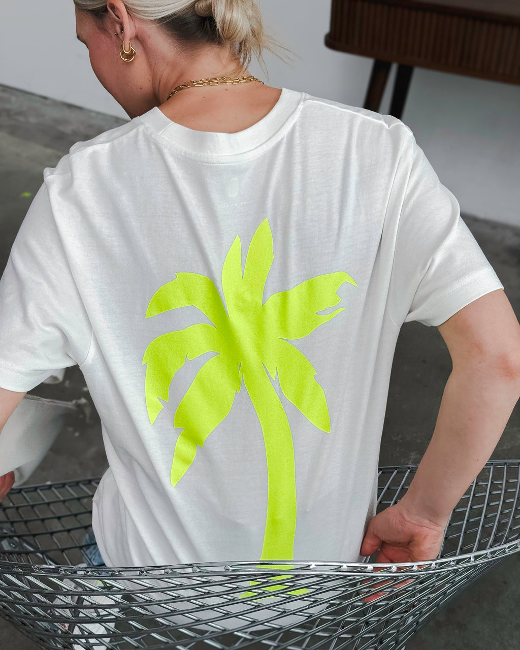 ALOHA VIBES T-Shirt