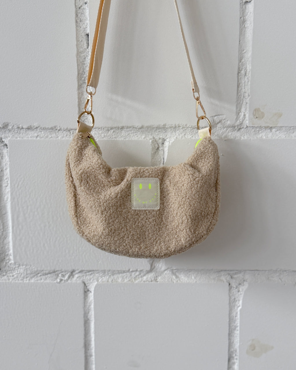 Crossbody Bag aus TEDDY Bouclé-Fleece