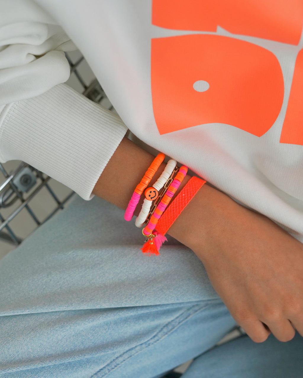NEON SQUARE Sweater