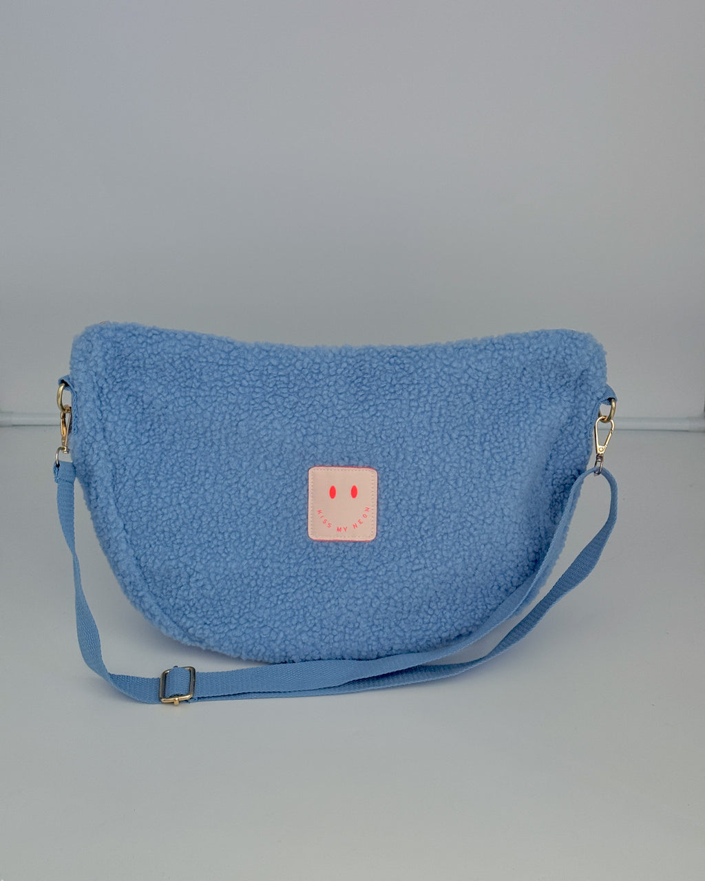 TEDDY HALFMOON CROSSBODY BAG BLUE
