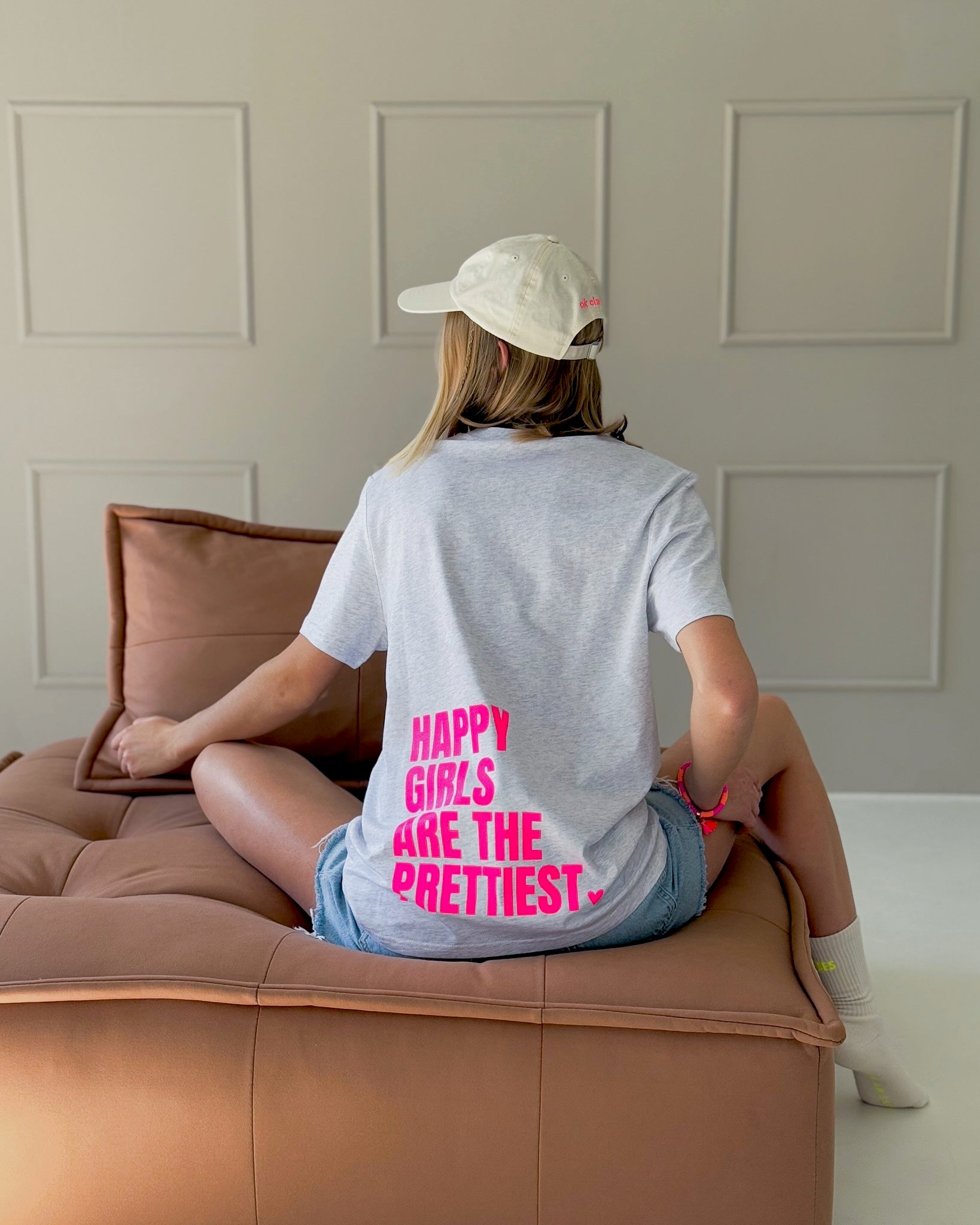 HAPPY GIRLS T-Shirt