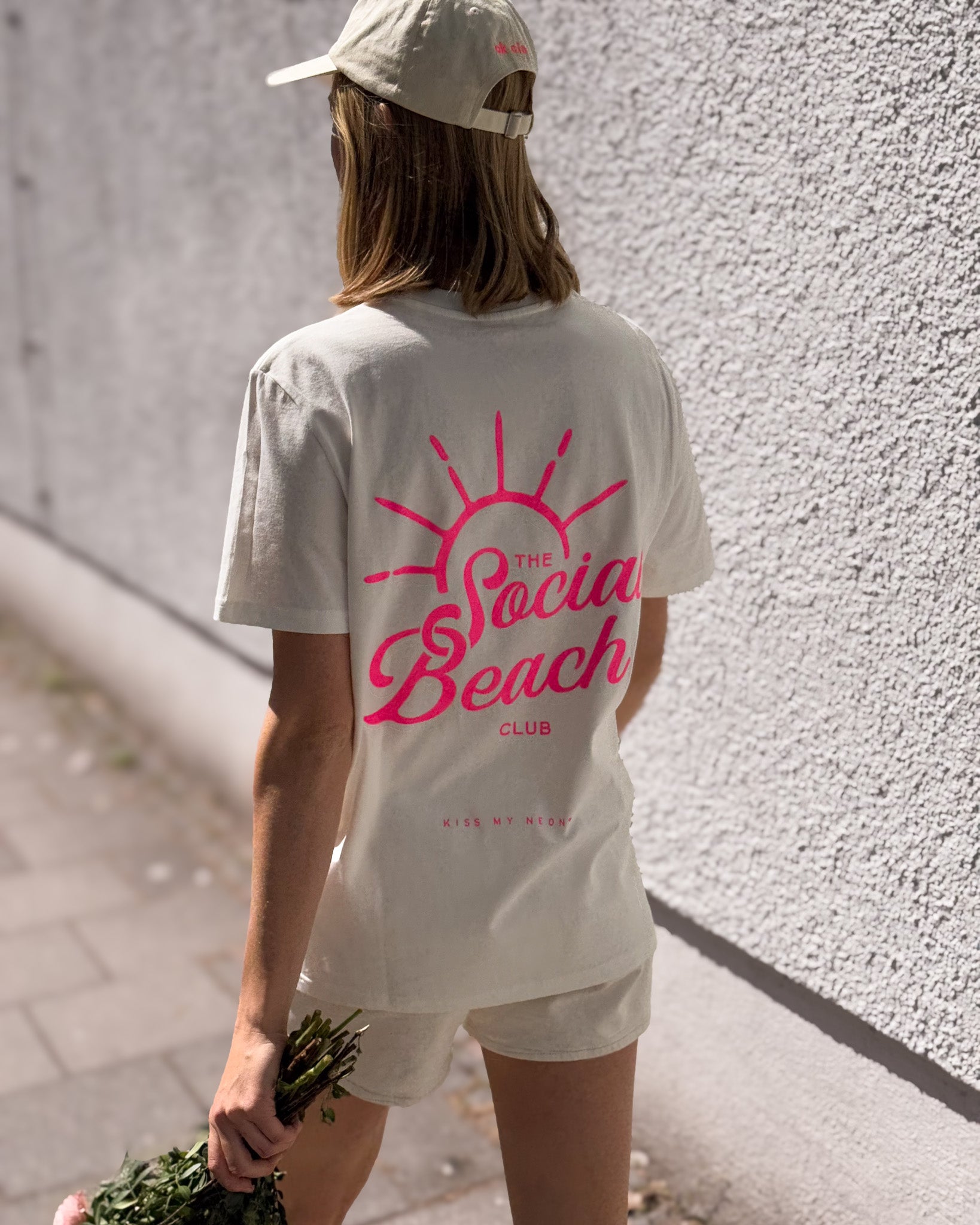 SOCIAL BEACH CLUB T-Shirt Off-White