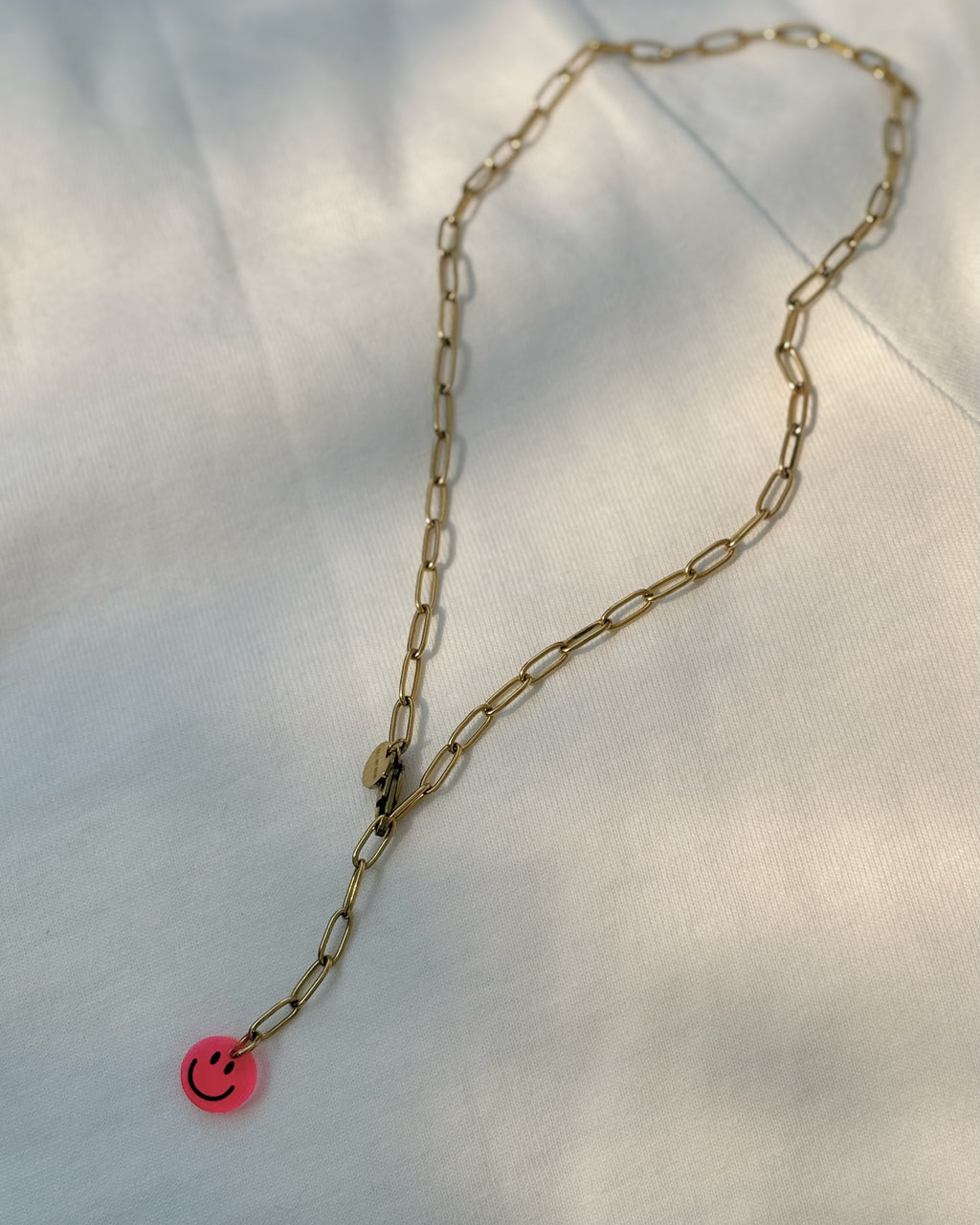 SOHO SMILEY CHAIN PINK GOLD