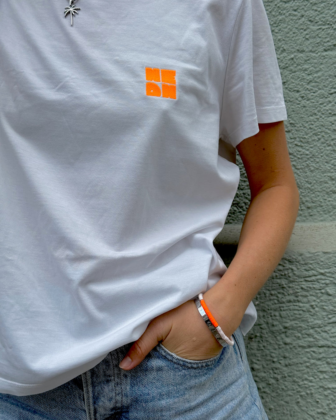 NEON SQUARE STITCH T-Shirt