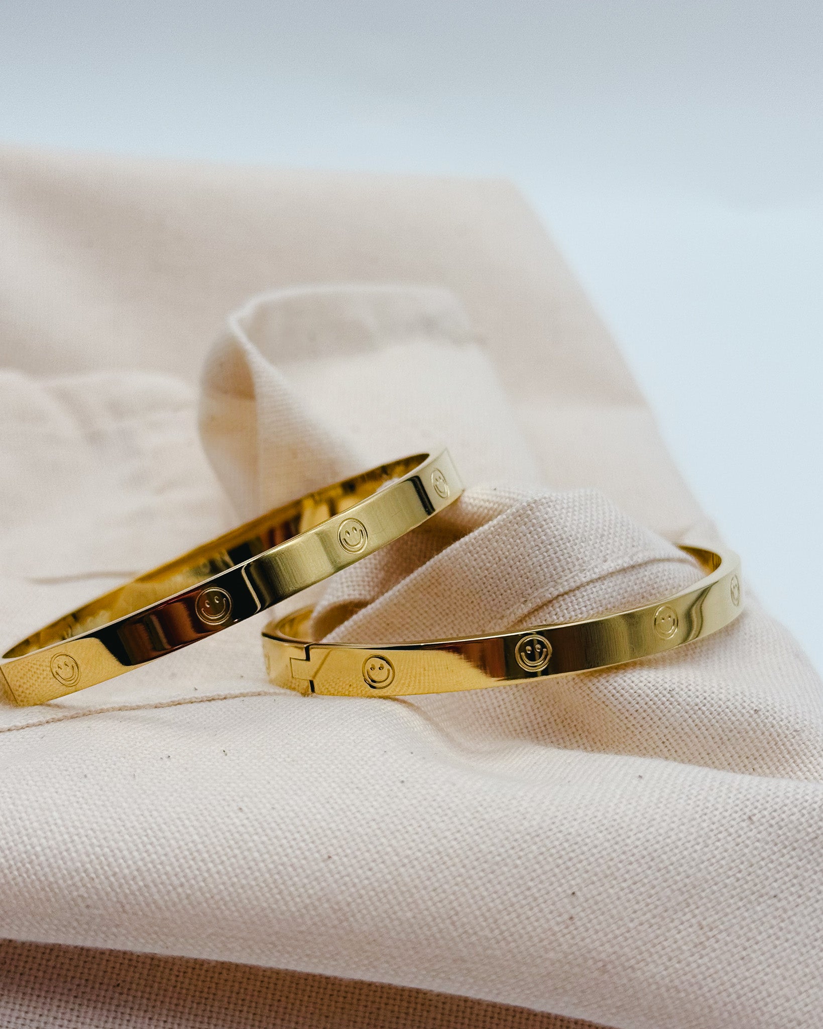 SMILE Armreif GOLD
