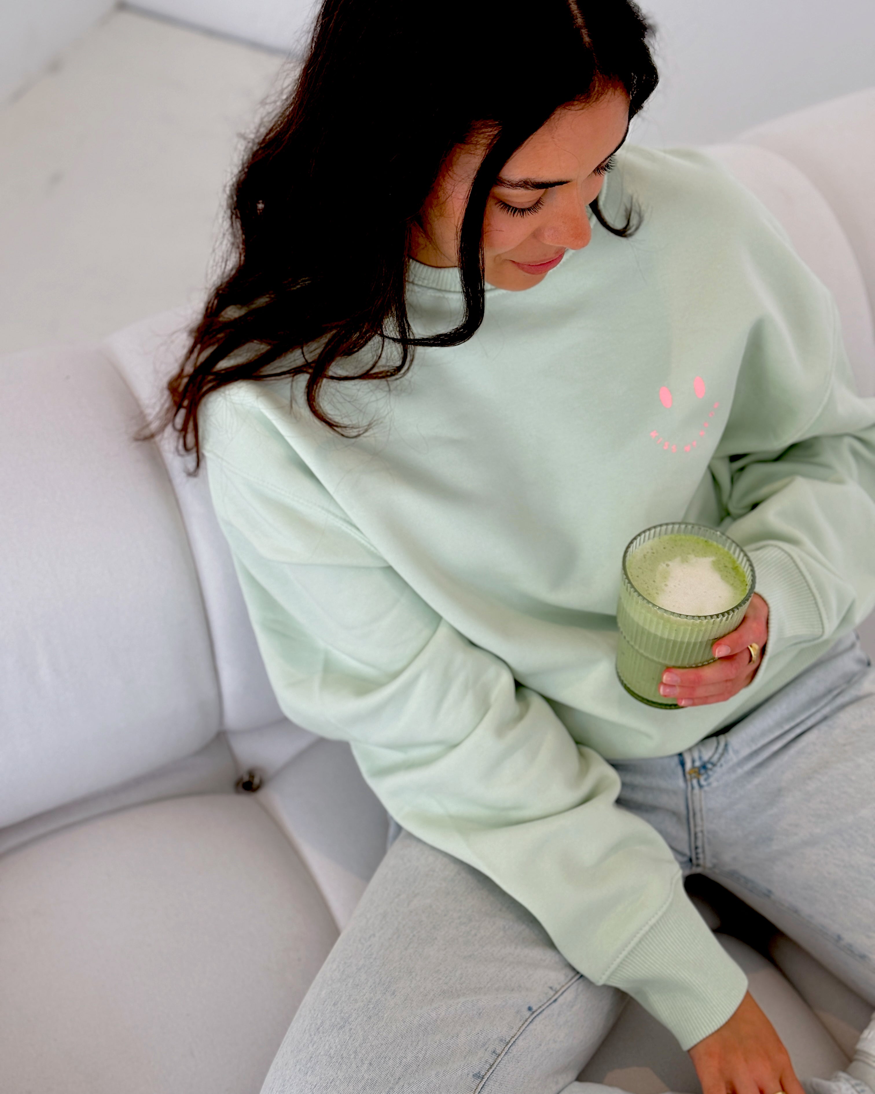 SIGNATURE SMILE Oversized Sweater