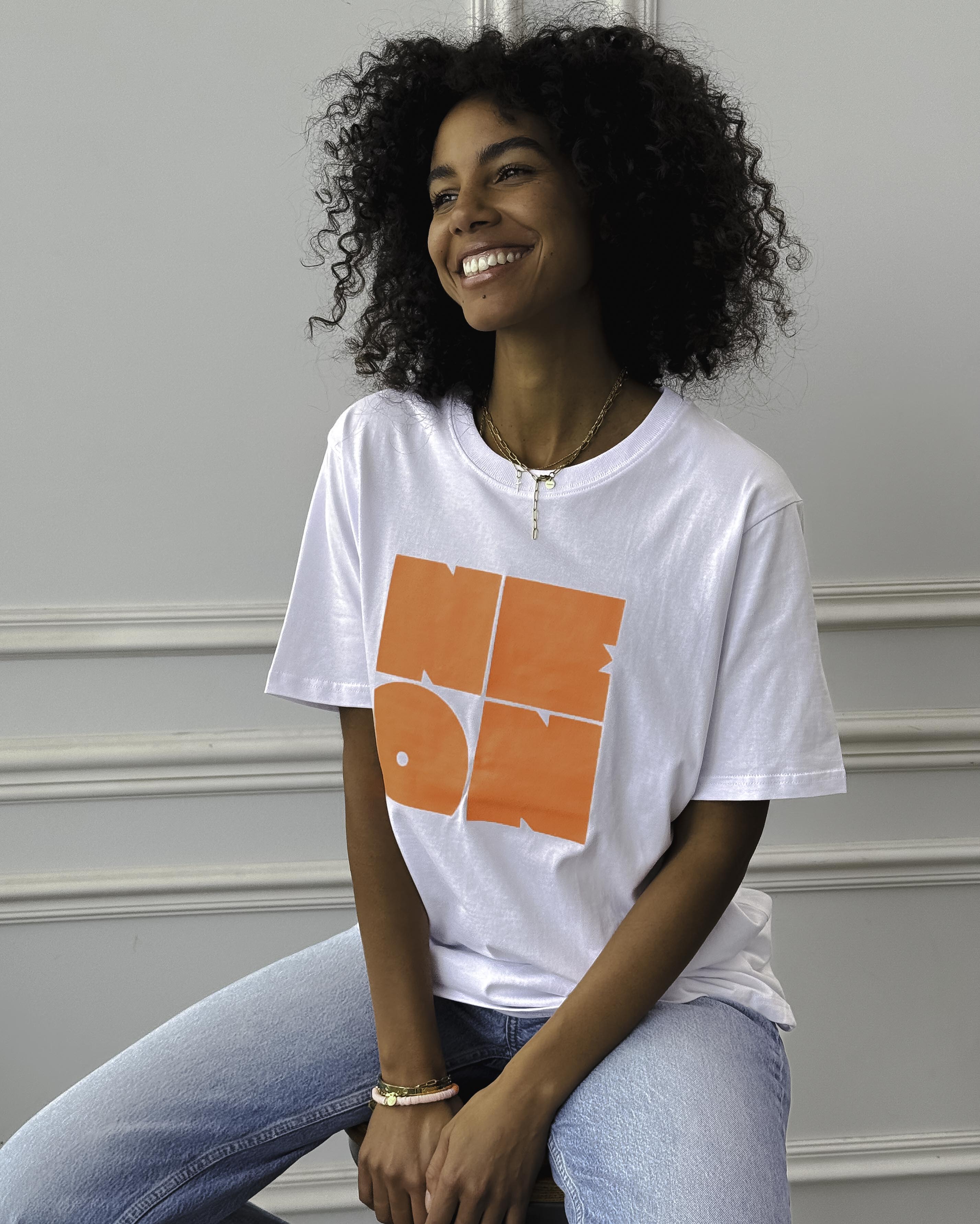 NEON SQUARE T-Shirt – Kiss My Neon