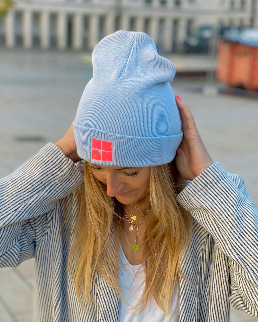 Beanie NEON BLUE