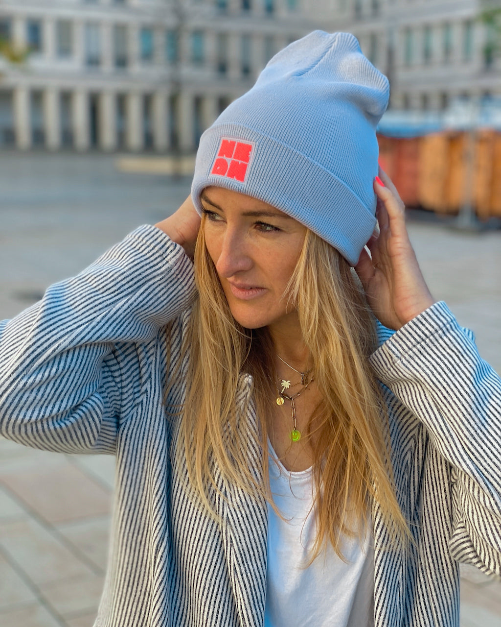 Beanie NEON BLUE