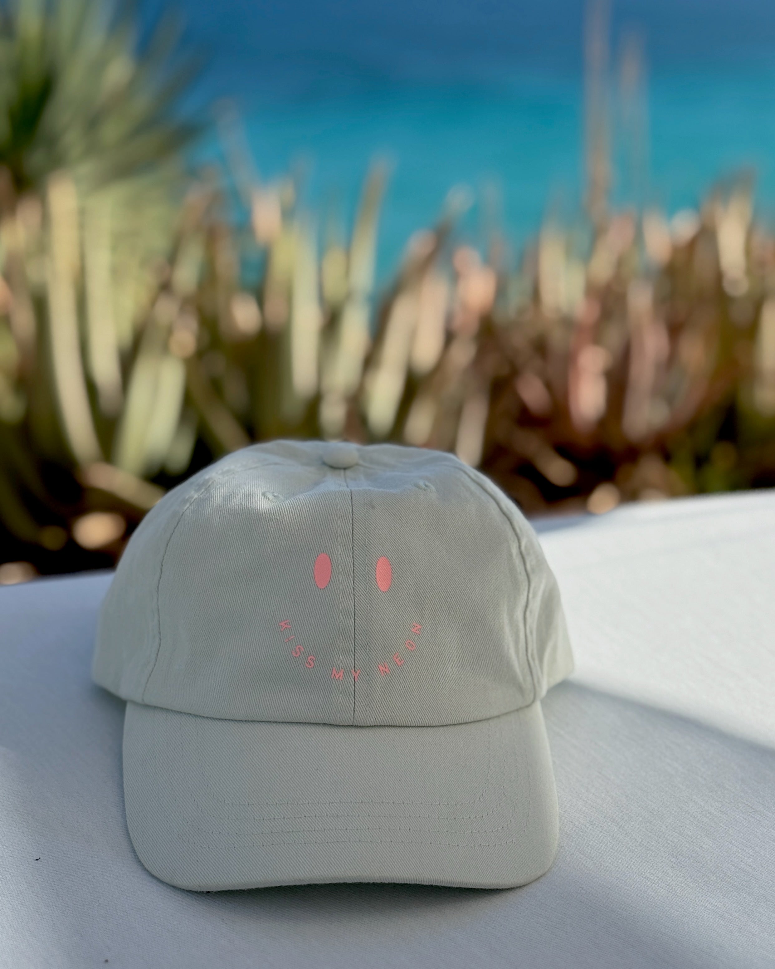 SIGNATURE SMILE Cap
