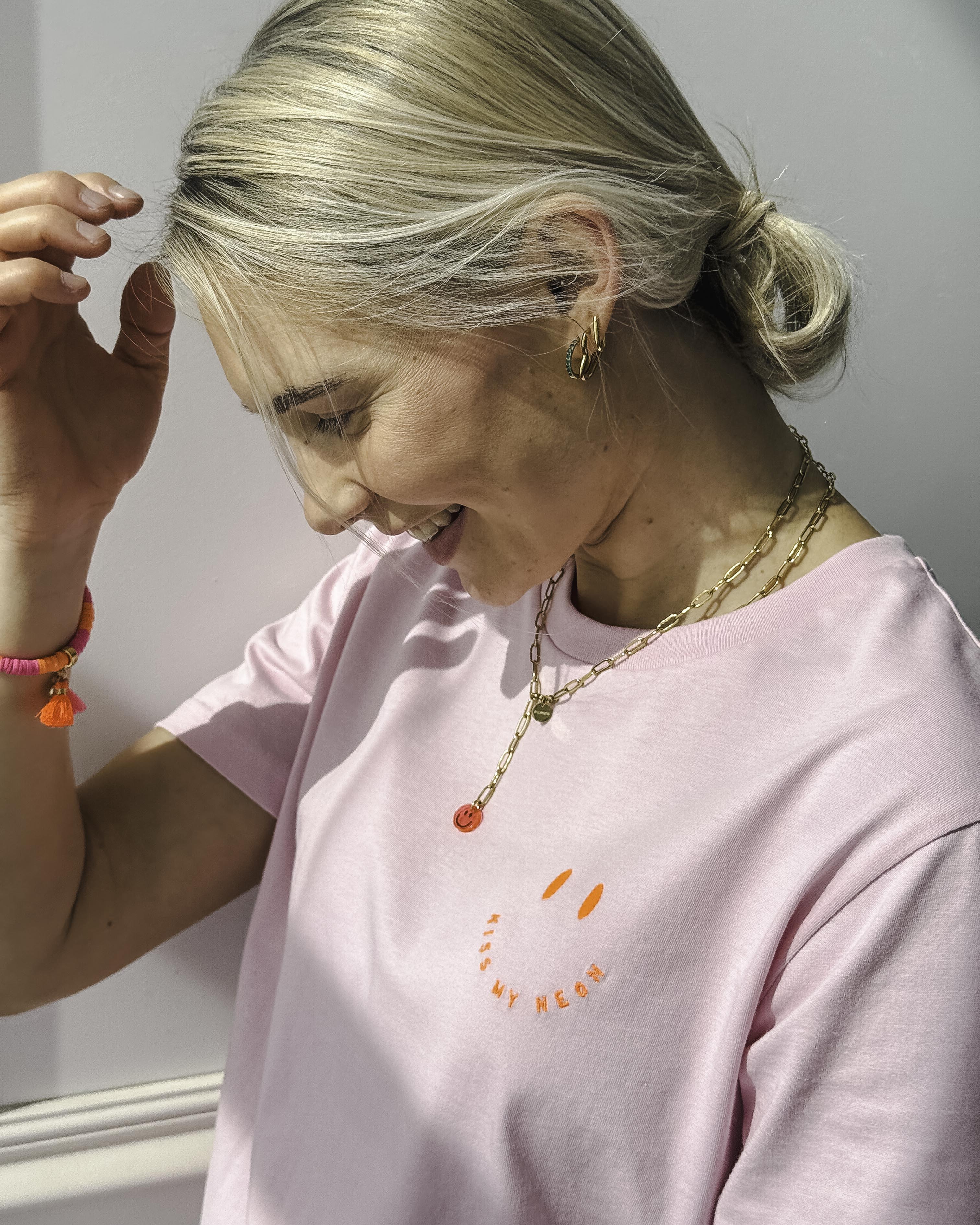 SIGNATURE SMILE T-SHIRT