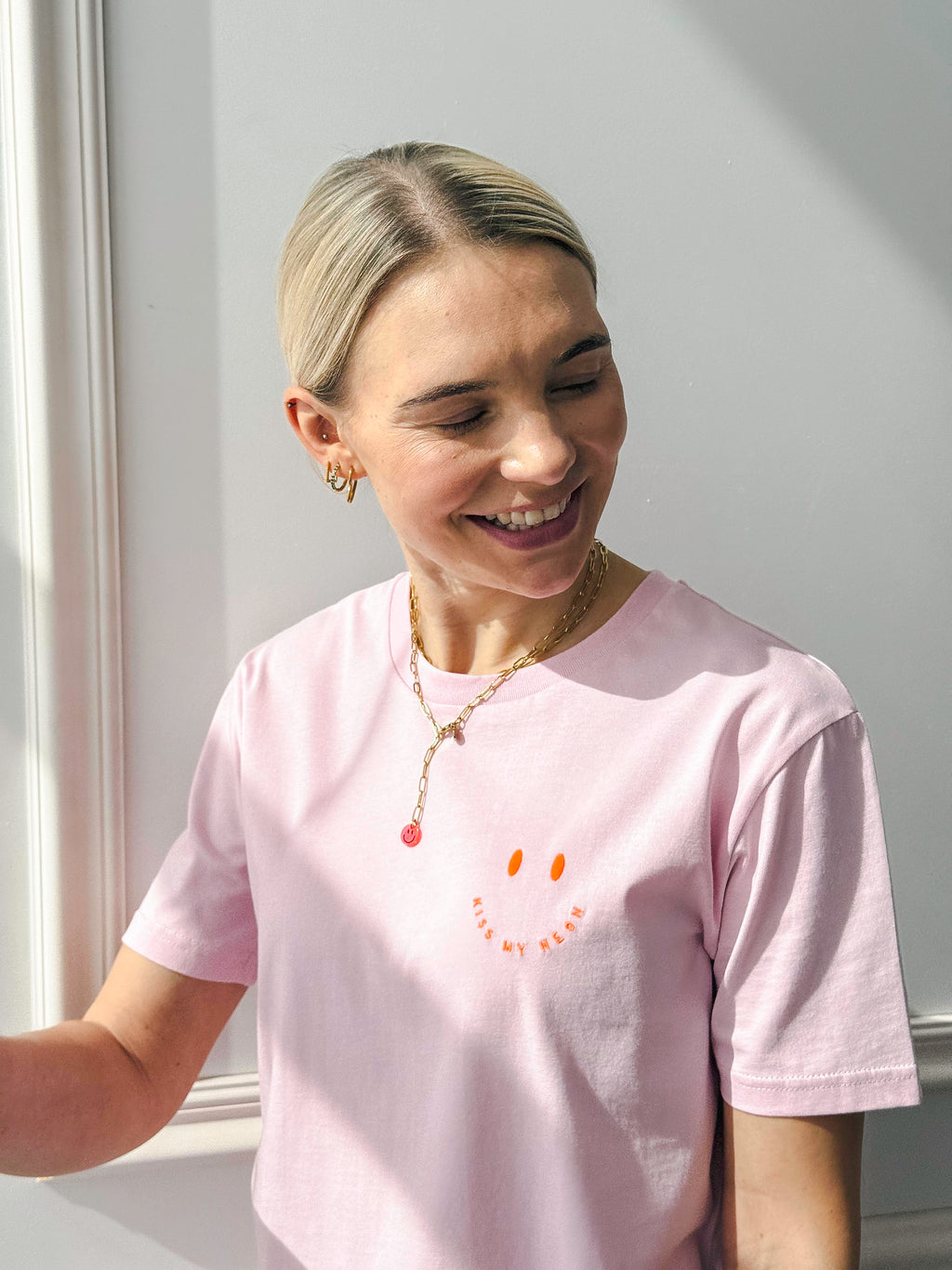 SIGNATURE SMILE T-SHIRT