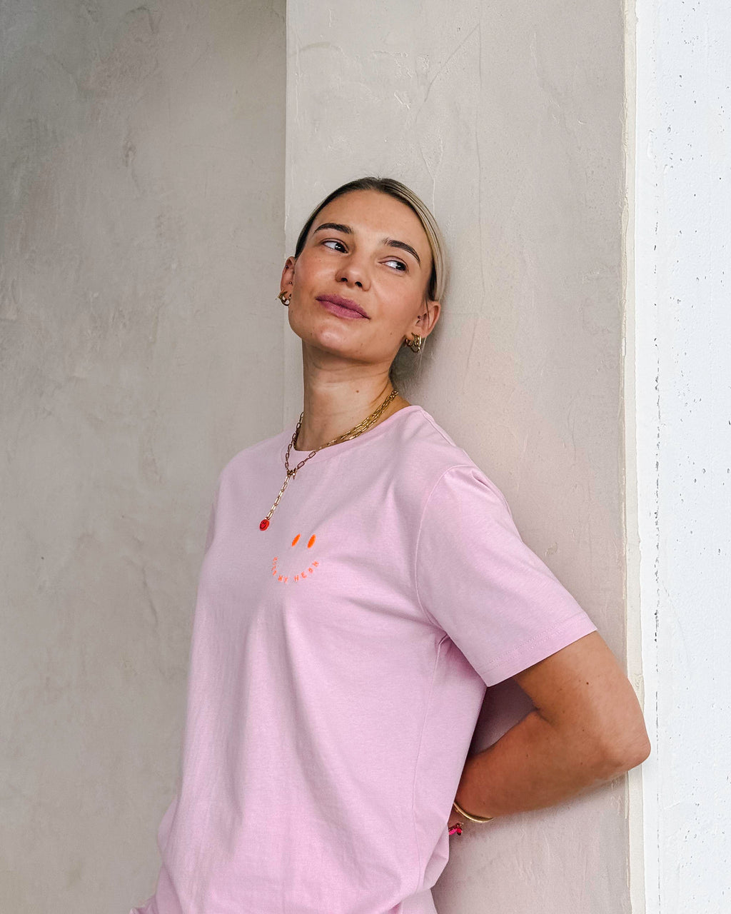 SIGNATURE SMILE T-SHIRT