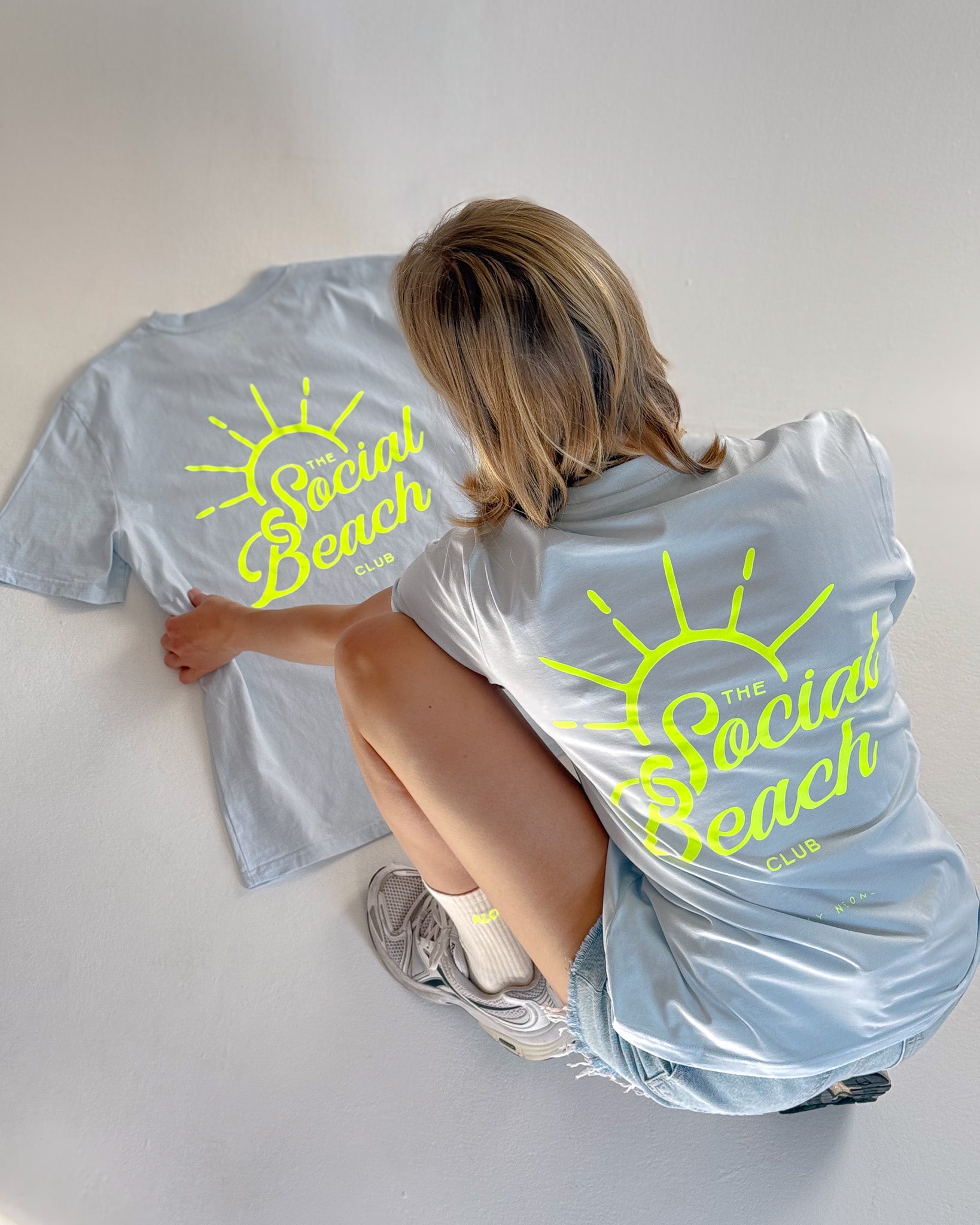 SOCIALBEACHCLUB_back_mood_1