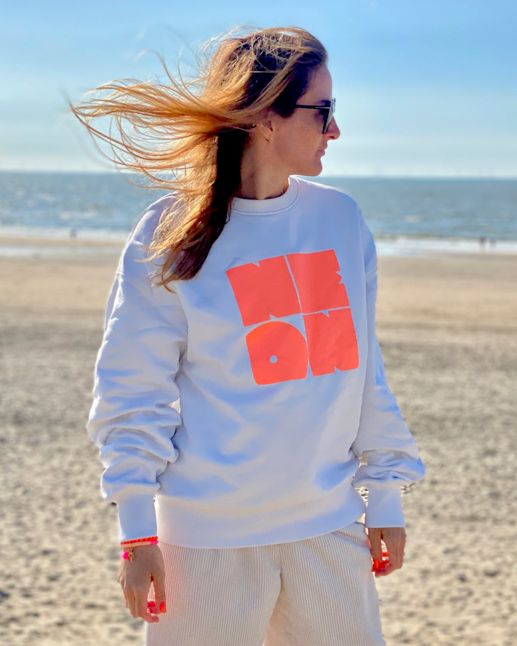 NEON SQUARE Sweater