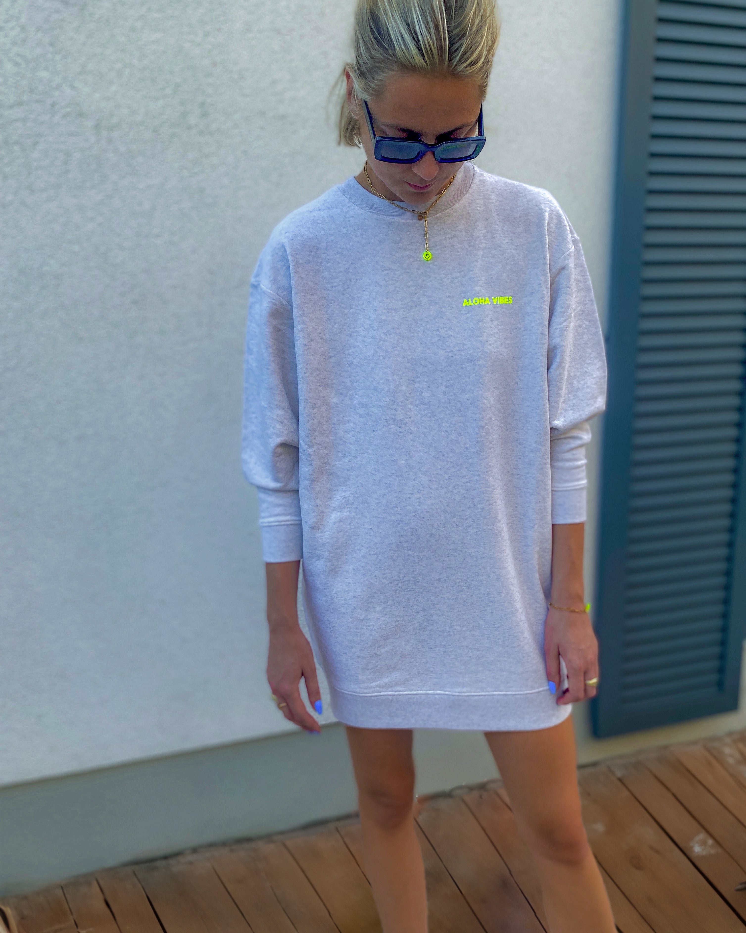 ALOHA VIBES Oversized Sweatkleid