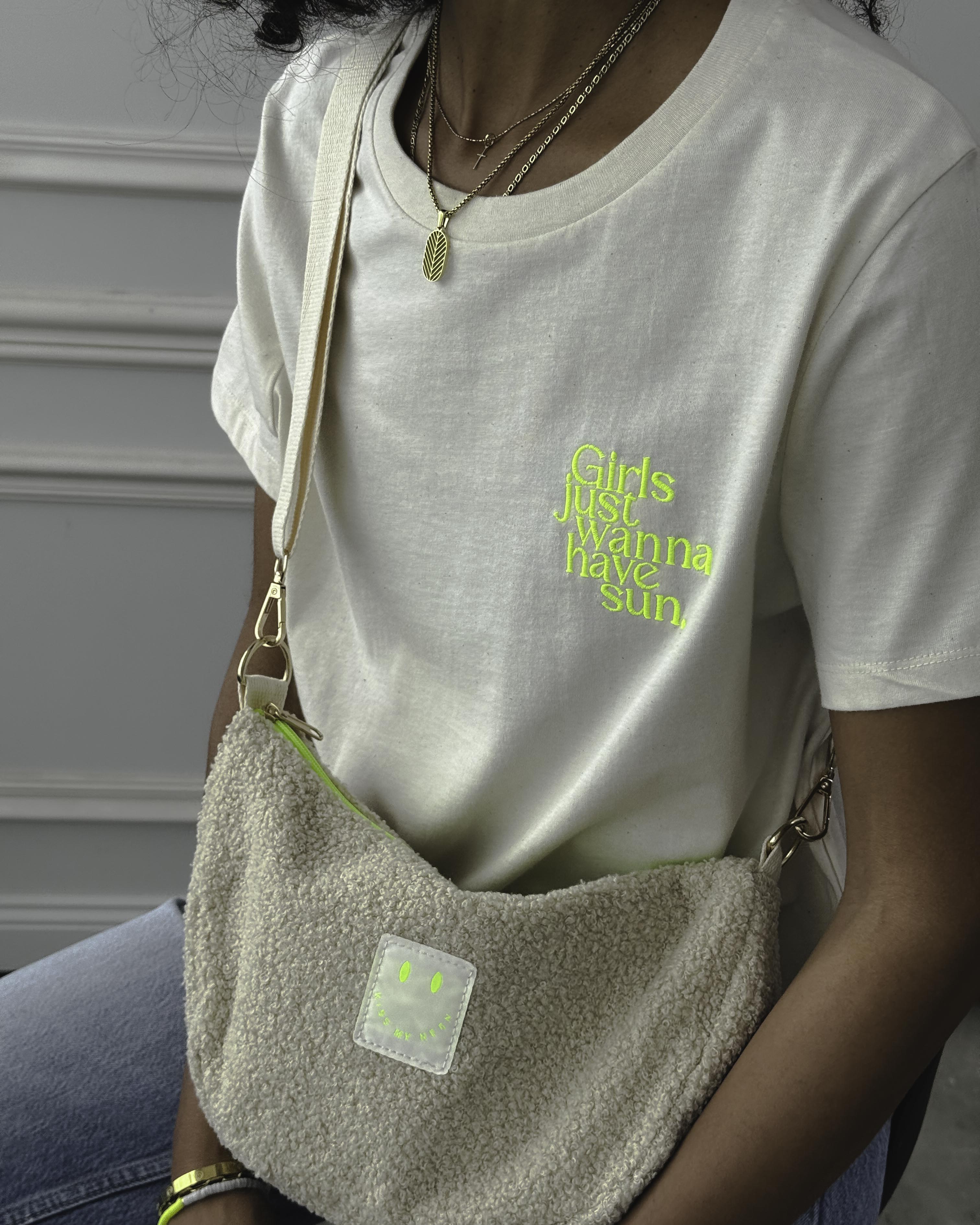 Crossbody Bag aus TEDDY Bouclé-Fleece