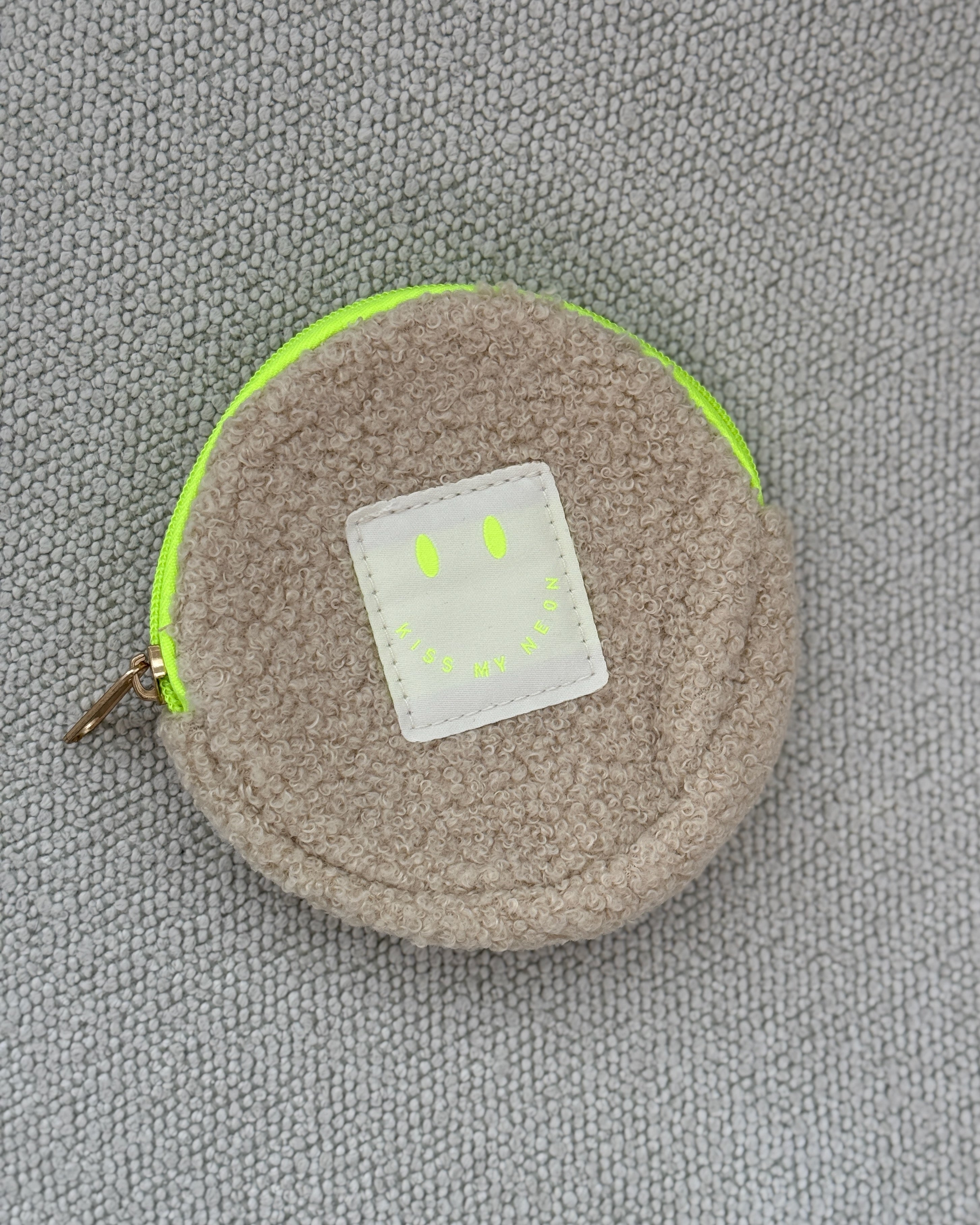 Wallet aus TEDDY Bouclé-Fleece
