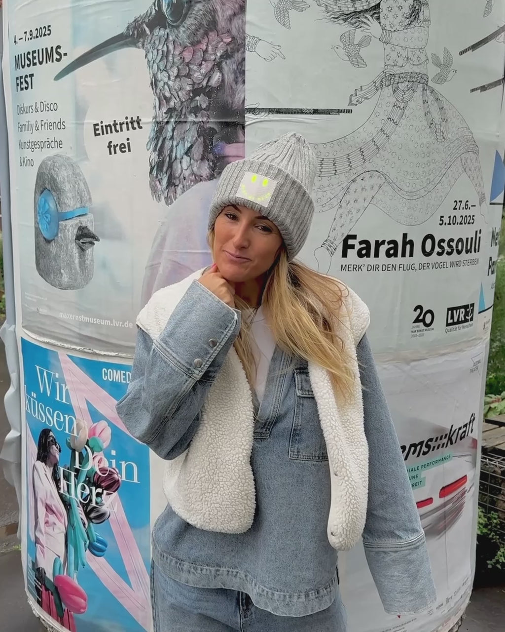 Limited Edition: Mütze GREY mit Stick Patch SIGNATURE SMILEY in Neon-Gelb